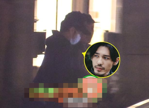 白宇疫情前聚会抽烟被拍 酒后“抢”代驾电瓶车显反差萌