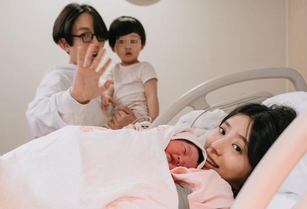 恭喜林宥嘉二胎得女，幸运的一家人！