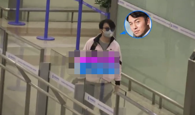 防疫教科书！雷佳音获老婆接机 被全方位喷洒酒精消毒