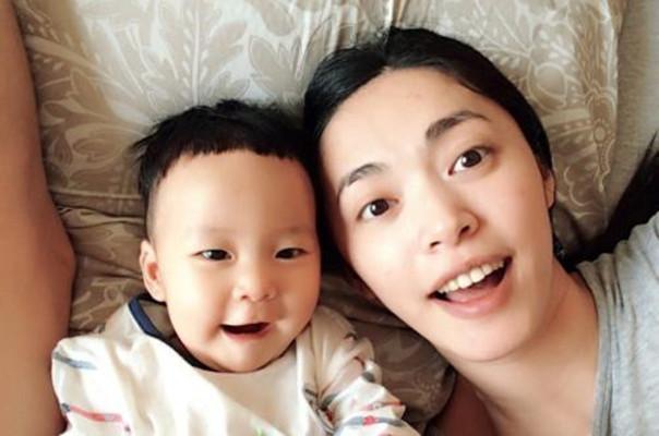 姚晨发文为儿子庆生，转眼已长成7岁