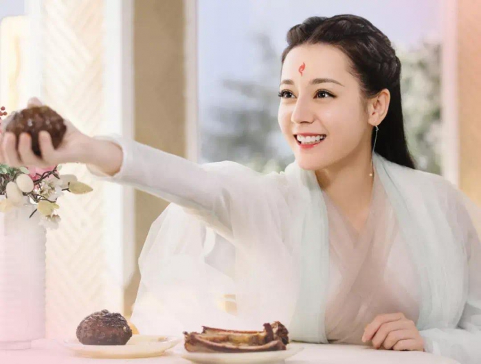 热巴入围海外电影节最佳女主奖被嘲讽