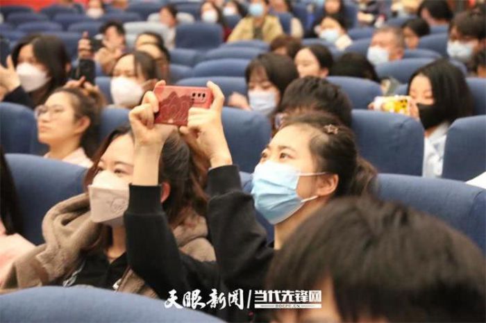 《征程之星火》在北京金鸡百花影城举行全国首映礼