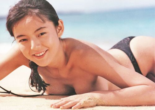 荒井美惠子