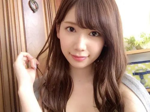 明里紬