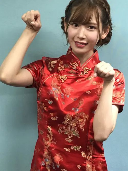 明里紬