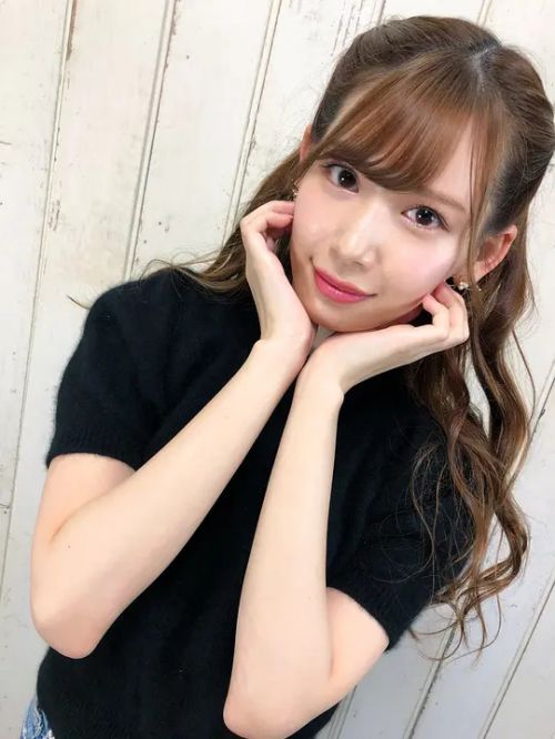 明里紬