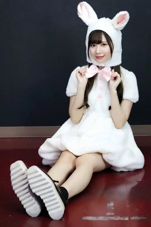 明里紬