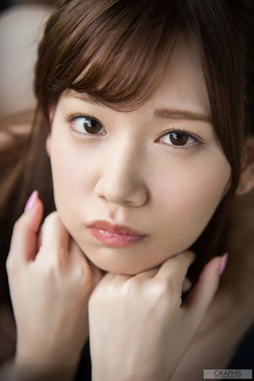 明里紬