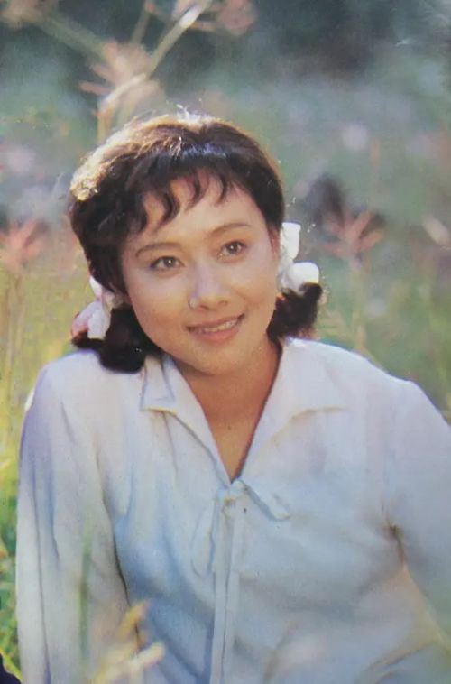 黄梅莹