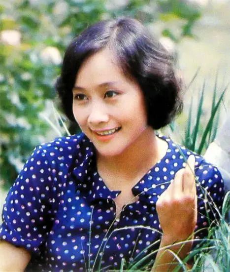 黄梅莹