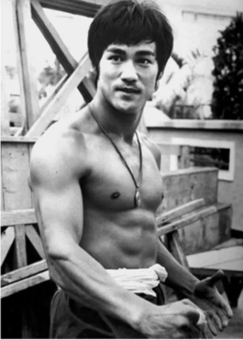李小龙