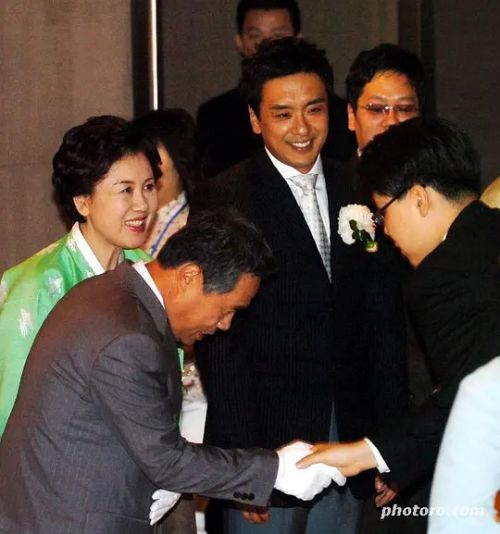 金承佑