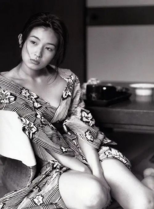 菅野美寿纪