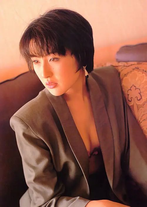 山口凉子