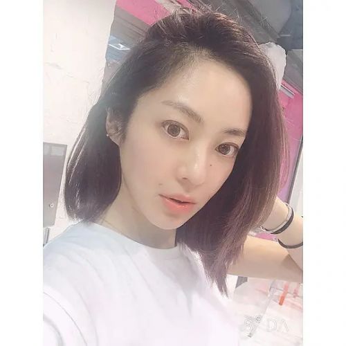 松冈李那