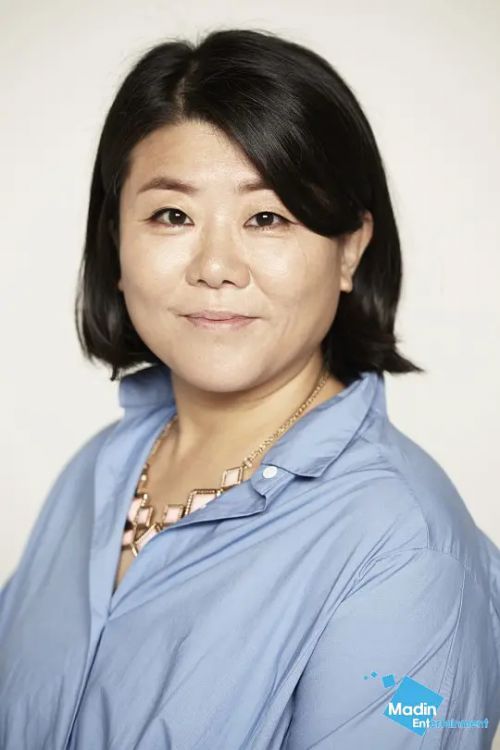 李静恩