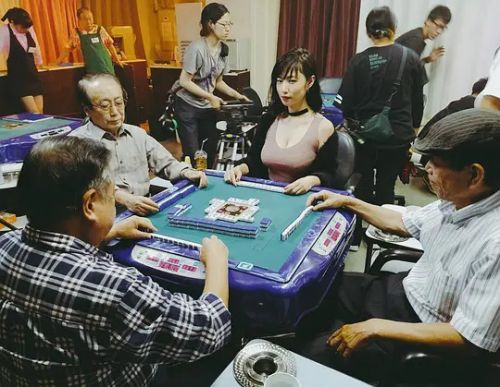 古谷仁