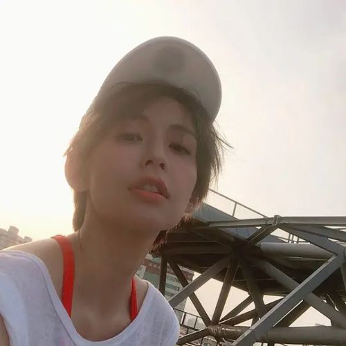 袁艾菲