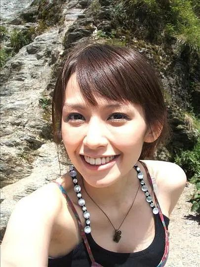 袁艾菲