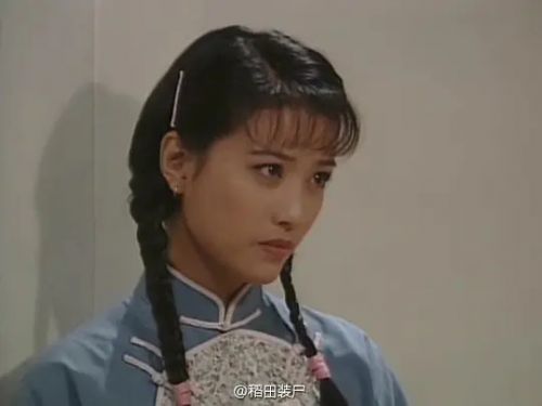 周海媚
