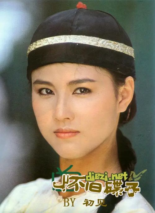 周海媚