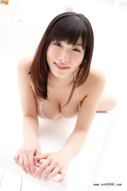 秋谷绫乃