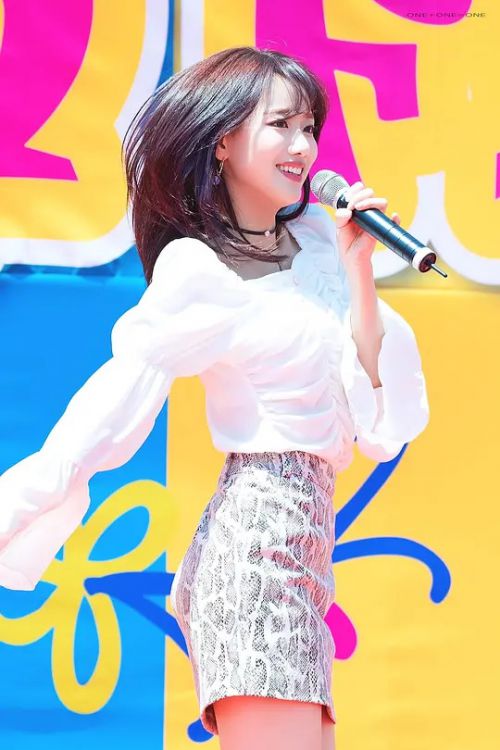 李娜恩