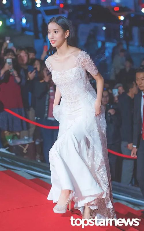 李娜恩