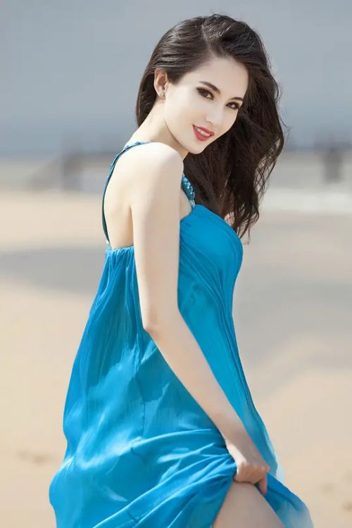蓝心妍
