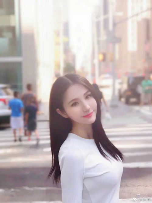 蓝心妍