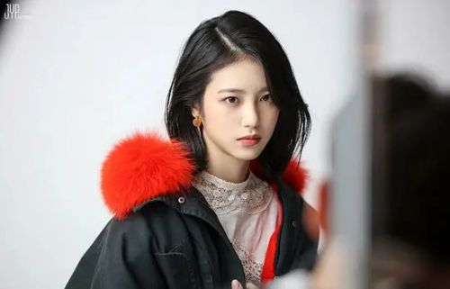 申艺恩