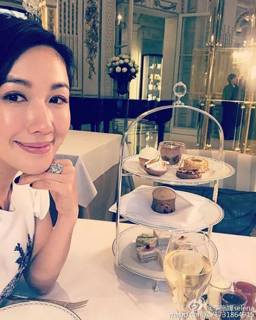 李施嬅