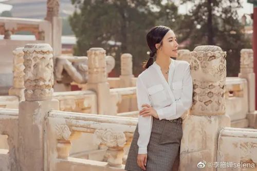 李施嬅