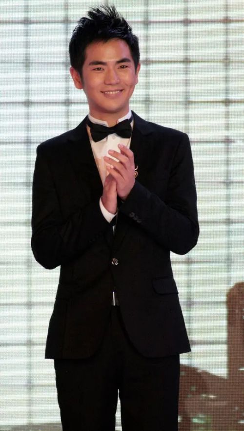 张晓龙