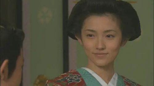 星野真里