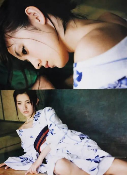 星野真里