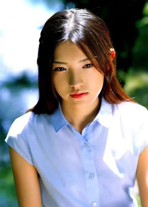 星野真里