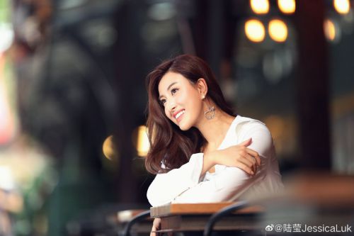 陆莹
