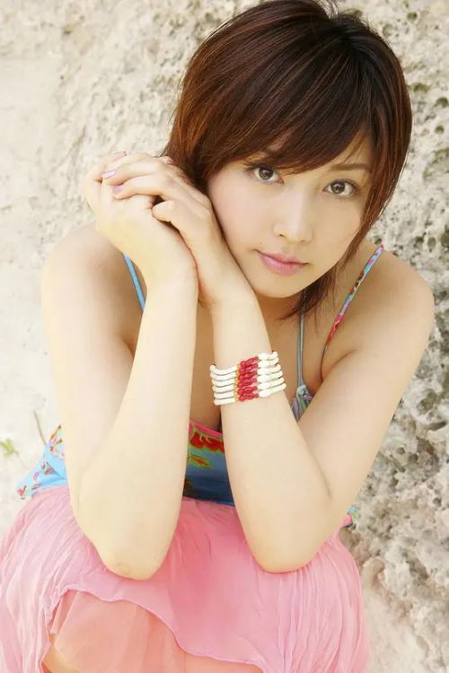 三津谷叶子