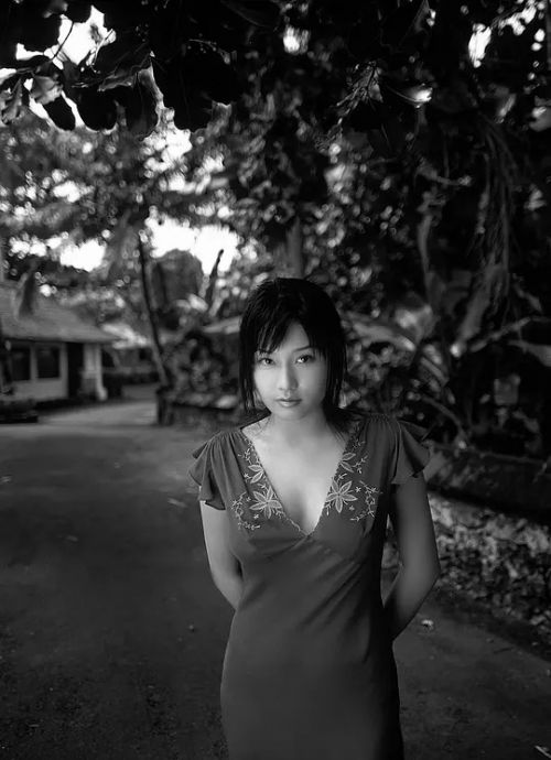 三津谷叶子