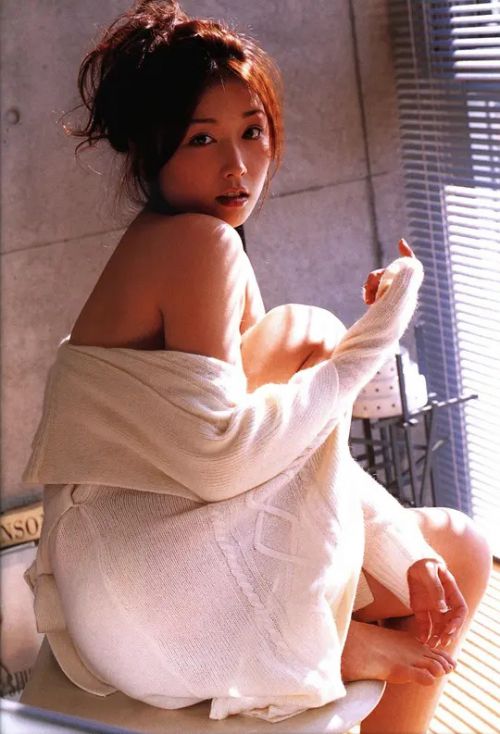 三津谷叶子