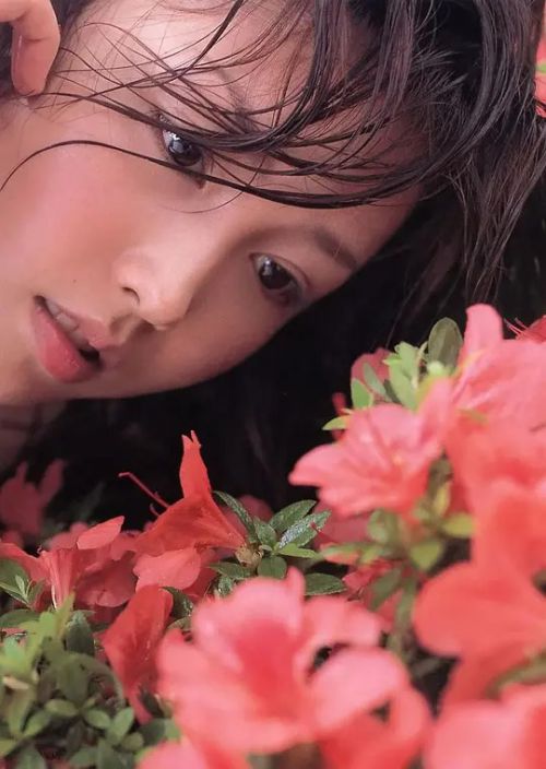 三津谷叶子