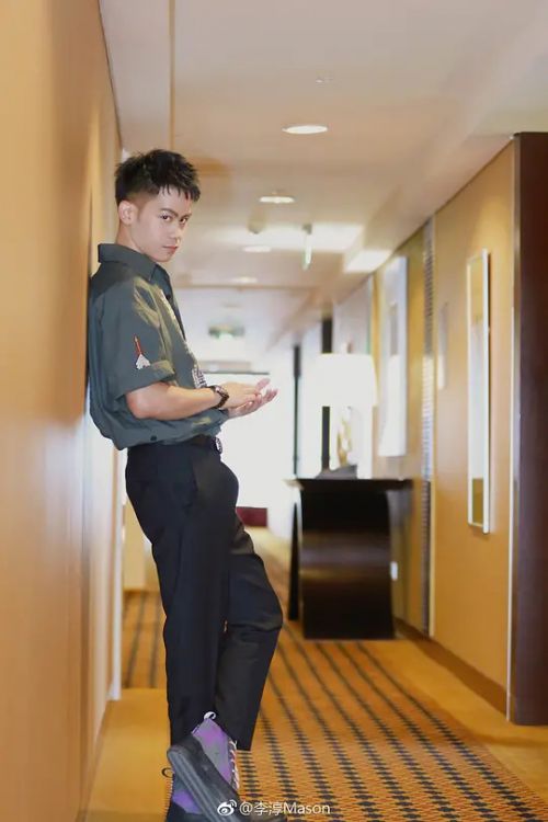 李淳