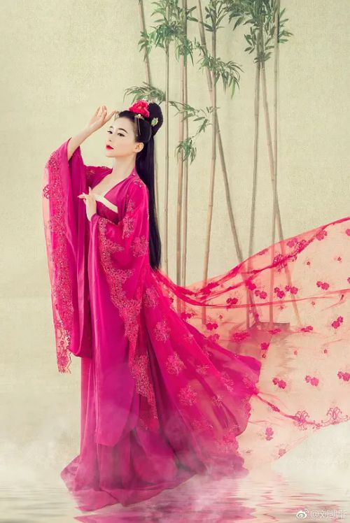 刘凯菲