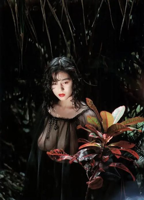 青山知可子
