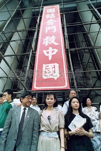 张纯芳