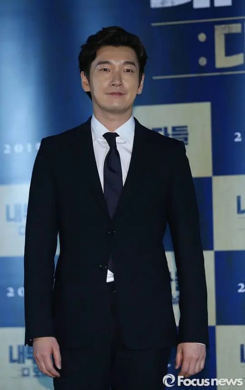 曹承佑