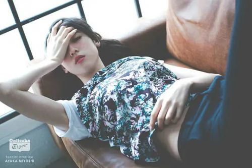 三吉彩花