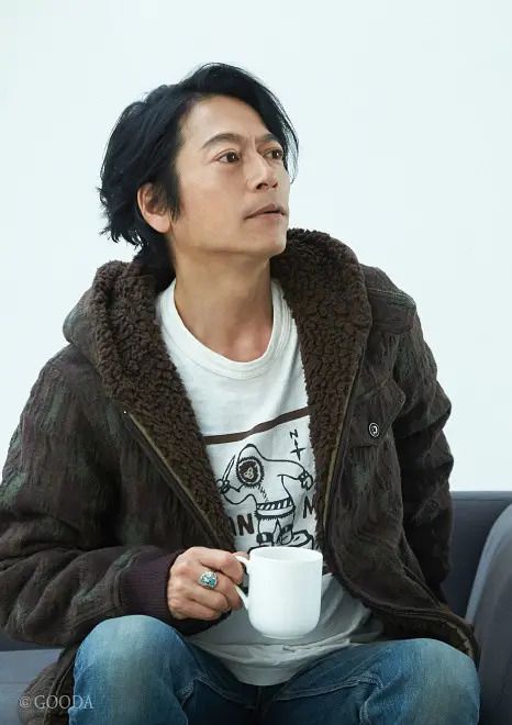 三上博史