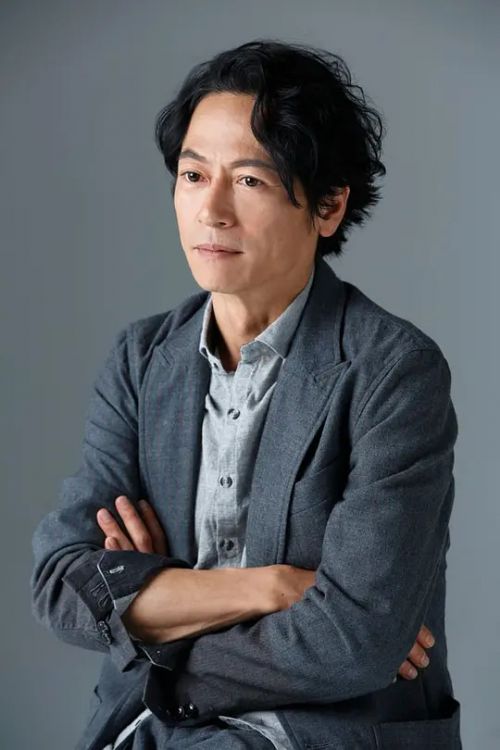 三上博史